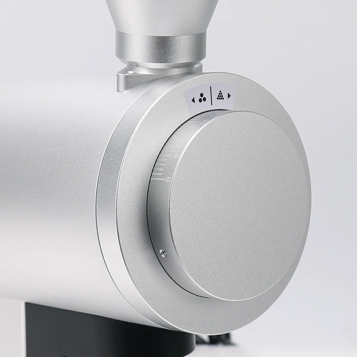 Młynek do kawy DF83V z regulac – Coffee Grinder Burr Flat recenzja i cena